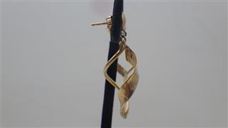 14K Yellow Gold Earrings 1.4g, Marked: 14K on stem